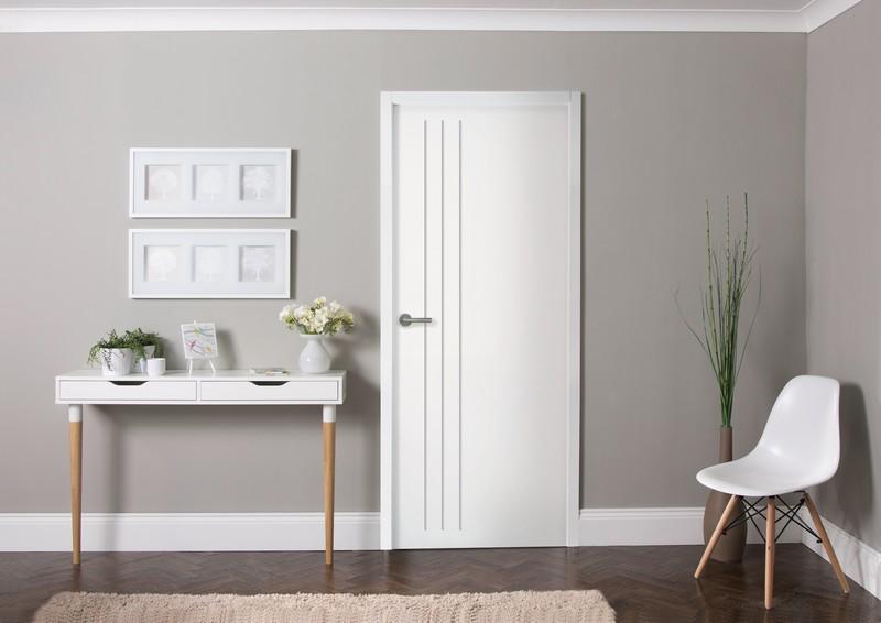 BLOC PORTE RAINURÉE GROOVE -MODÈLE ÉQUILIBRE 2040 X 830 POUSSANT DROIT RECOUVREMENT