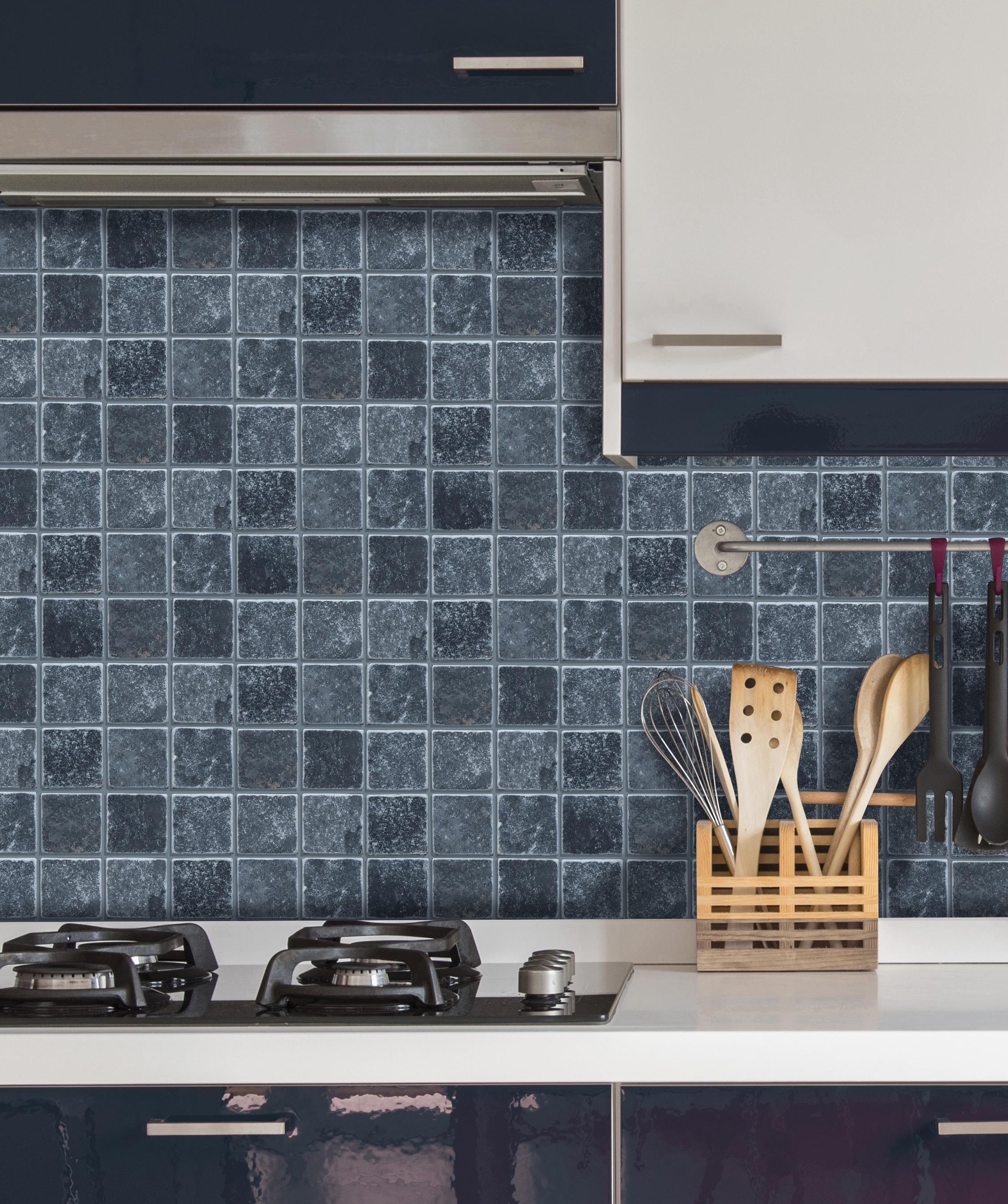 MOSAIQUE VULCANO BLACK 4,8X4,8CM
PIERRE NATURELLE PLAQUE DE 30,5X30,5CM