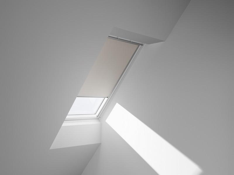 Store occultant VELUX DKL MK04 78x98 cm Beige pour fenêtre de toit