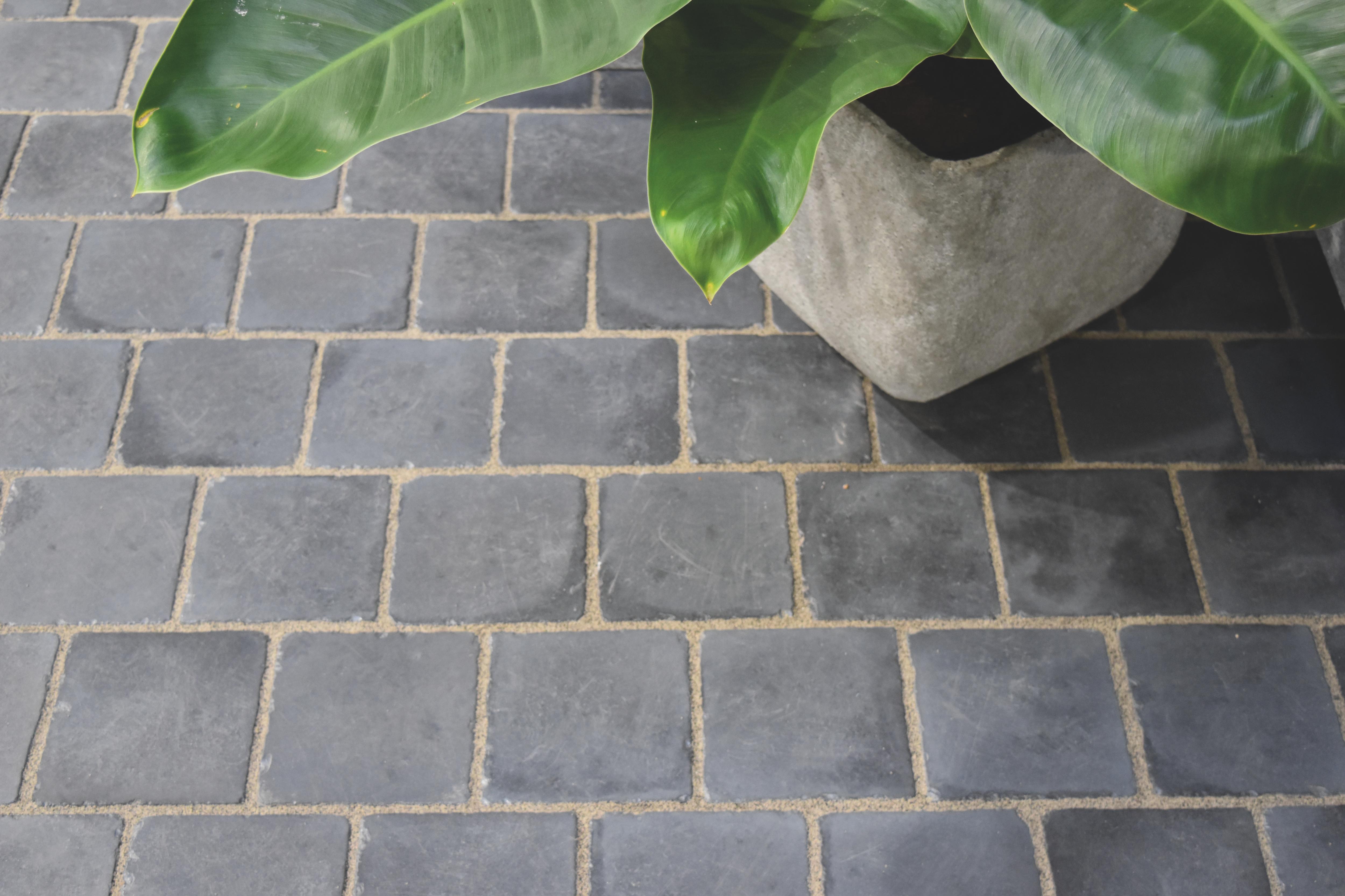 Pavé RUSTIC 15,5 x 15,5 x 6 cm Belgium blue