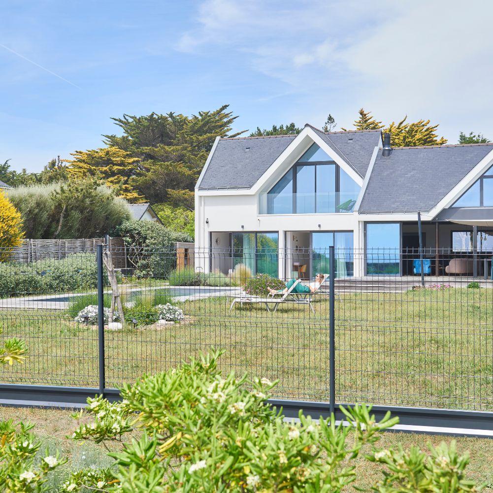 Grillage Panneau rigide AXYLE MS 2,50 m x Ht 1,22 m Gris 7016 - Maille 200 x 55,55 mm - Fil 4/5 mm