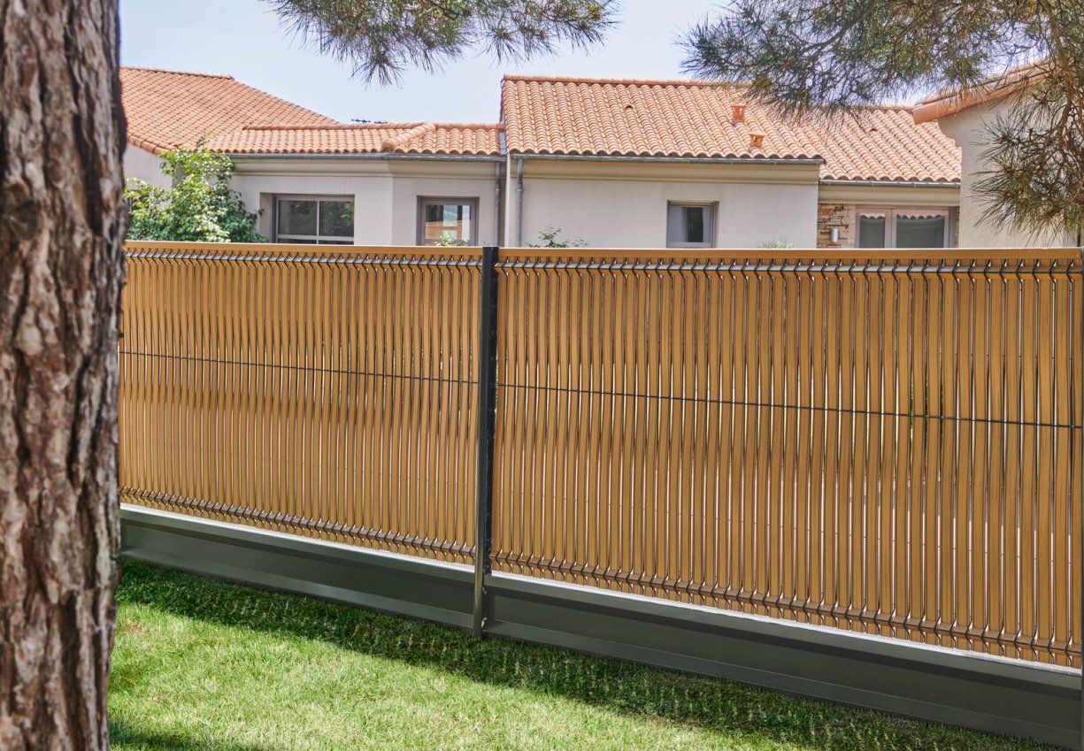 Jardin privé étanche de l'écran mur de clôture en bois plastique