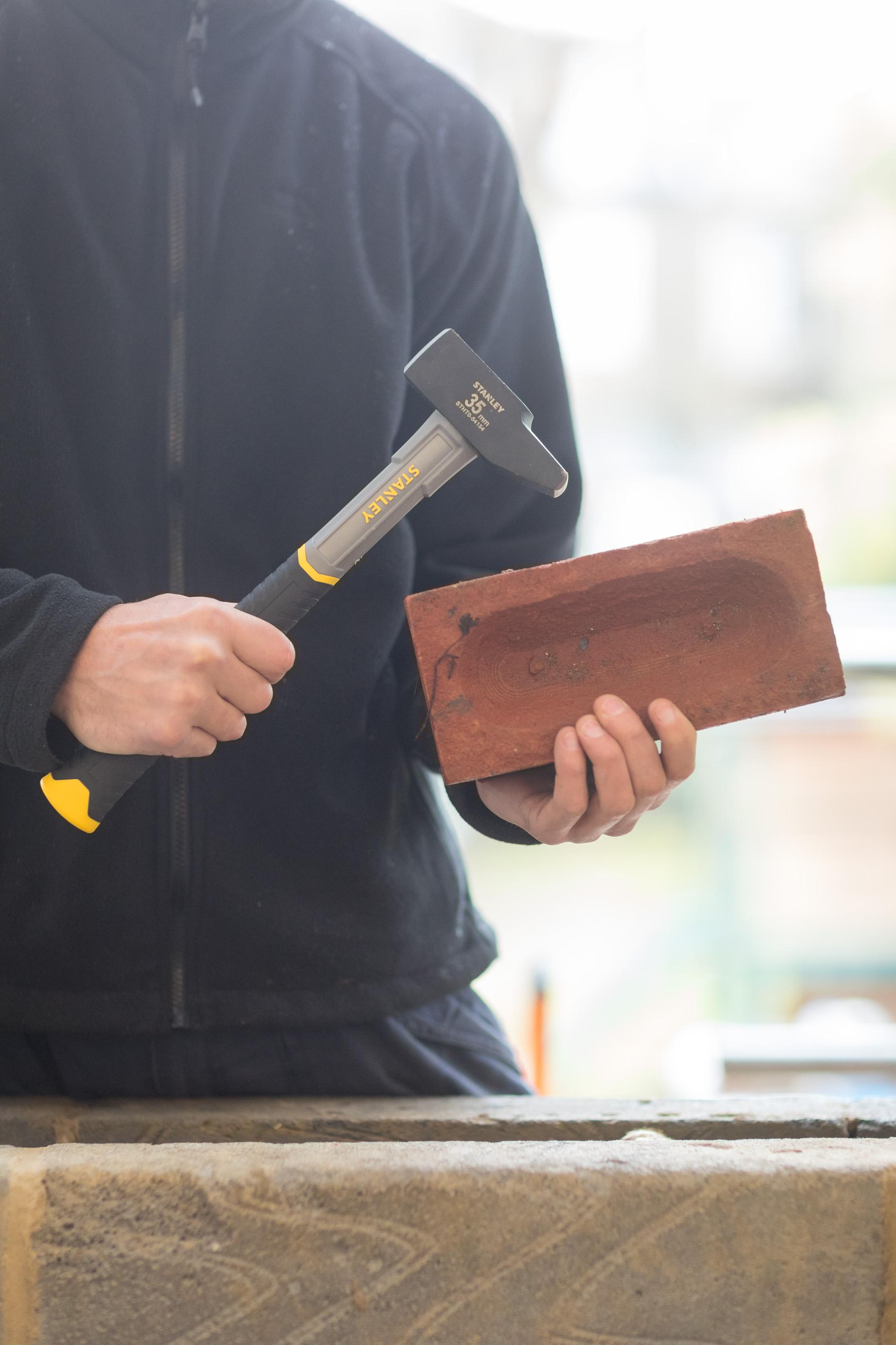Marteau rivoir avec manche en fibre de verre - 35MM