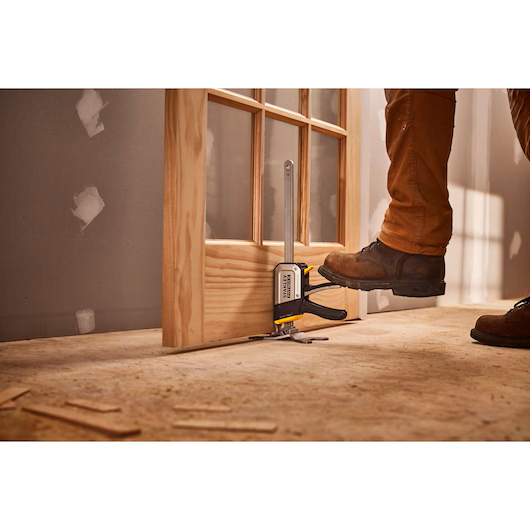 Lève Express TradeLift™ FATMAX® + Niveau Torpedo offert