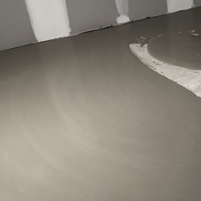 PLANIPREP 4 LVT SEAU 10 KG Ragréage extérieur et réparation localisée