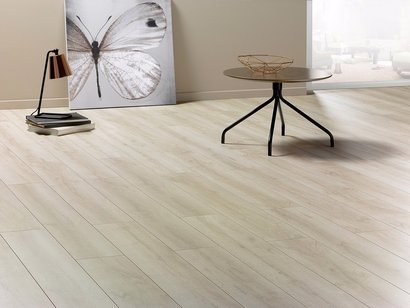 REVETEMENT DE SOL STRATIFIE 5G CLIP400 502 BLANC COTON – 9 LAMES 1286 X 192 X 8 MM – PAQUET 2.22 M2