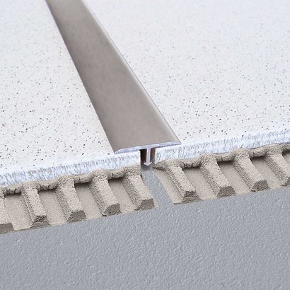 Profilé de recouvrement T-FLOOR Alu Titane anodisé Longueur 2,50 m - Largeur 25 mm - Ht 6-7 mm - TFAE 2500-T/250