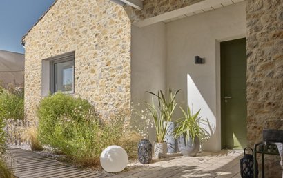 Chaine d'angle MEULIERE L.20/37,5x l.7,5/14,5x Ht7/17cm ép.4cm - Coloris Ton Ocre Jaune