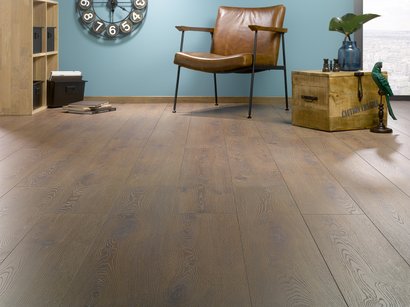 Stratifié SOLID PLUS Clip 5G 4V - 214x1286mm ép.12mm - 528 Chêne Noisette