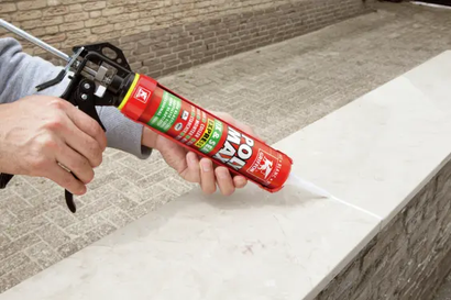 Colle et mastic d'étanchéité POLY MAX FIX&SEAL EXPRESS Blanc 425g - Griffon