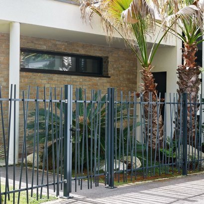 PORTILLON BARREAUDE ELI X IR A SCELLER GRIS 7016 LARGEUR 1M HAUTEUR 1M20