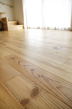 Parquet Brut Pin des Landes Noueux - 2m x 20cm ép.21mm