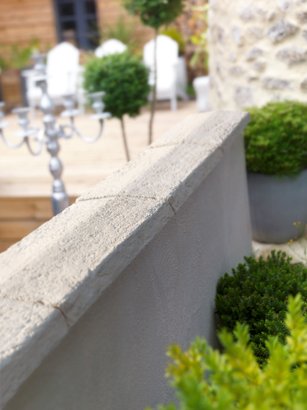 Chapeau de mur RENAISSANCE avec gouttes d'eau - L50x l.30x Ht6cm - Coloris Ton Pierre