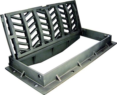 GRILLE A CADRE NERVURE 75X30 D400